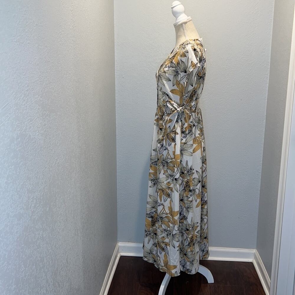 HIKA Floral and Butterflies MIDI Dress - NWT - Size M - Picture 4 of 13